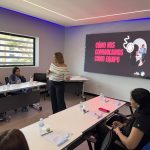 Sesión “Cómo nos comunicamos como equipo” durante la visita de SOMOS.